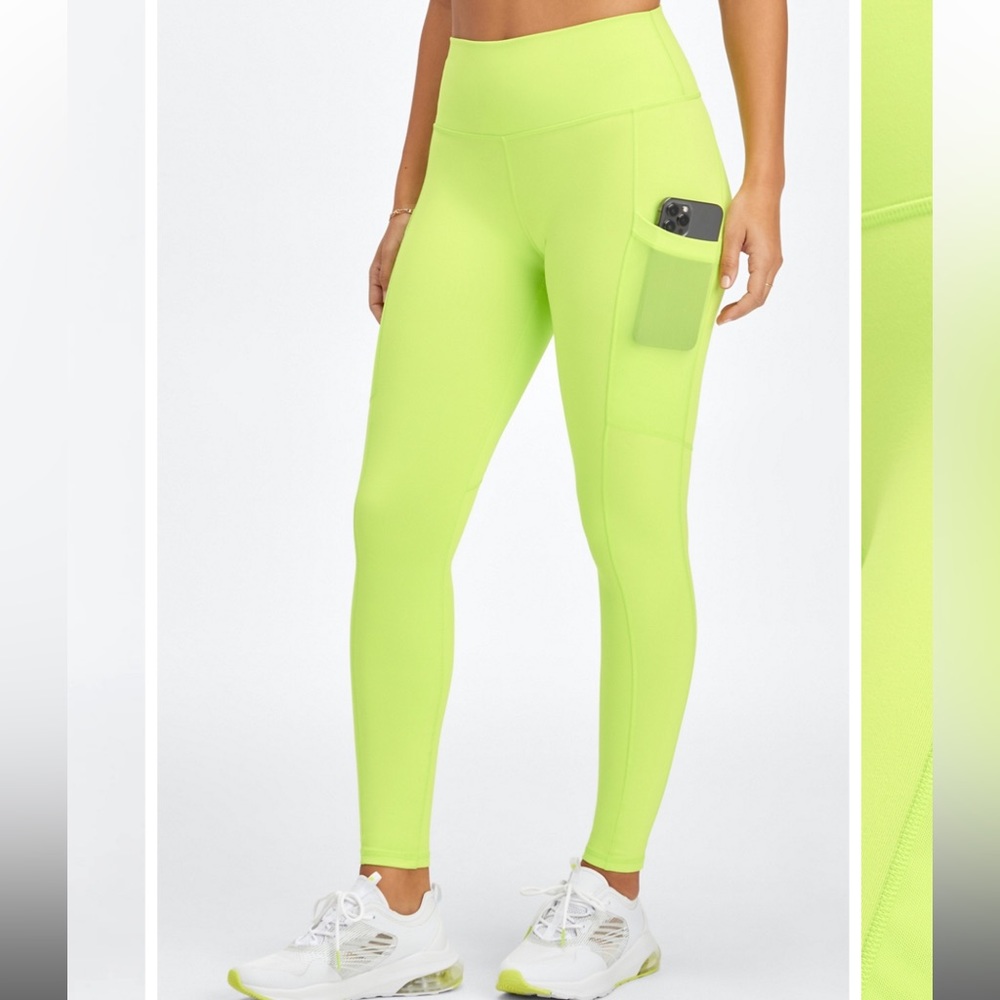 Fabletics Plus Size On-The-Go PowerHold® High-Waisted Legging in Sprout Size 3X